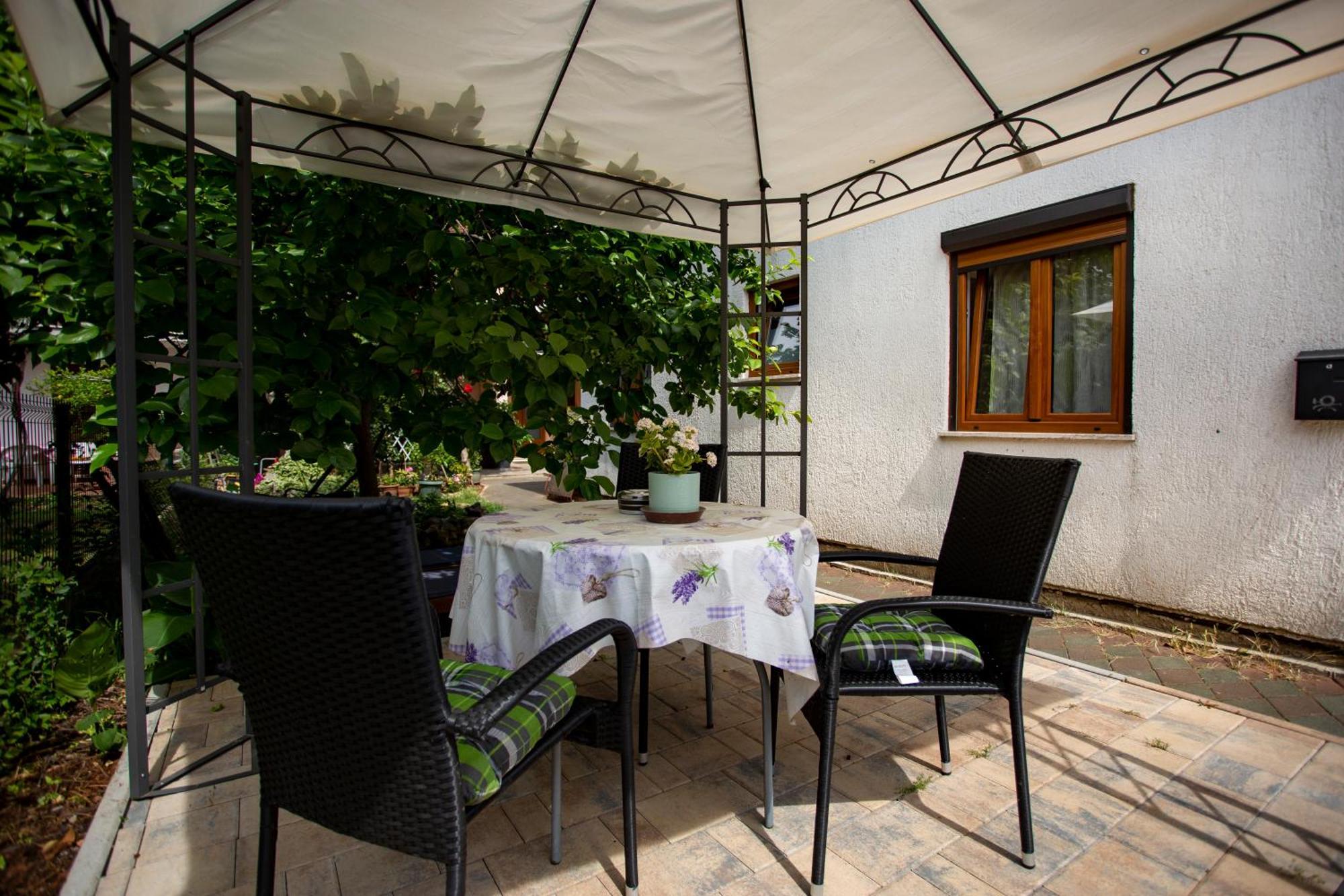 Apartments Ina & Ika Ровинь Экстерьер фото